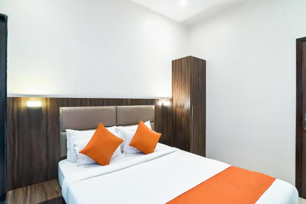 Hotel Sea Grand, Colaba - Mumbai — Photos 2